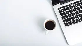 高清褶皱纸张纹理背景图片PPT模板